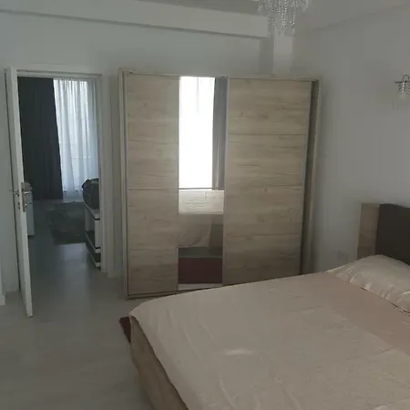 Lamera Mamaia Nord